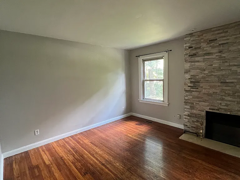 4038 Clifton Ave #2 — Photo 9