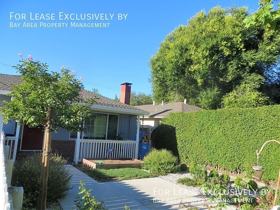 1st image of 132 Broadway St
