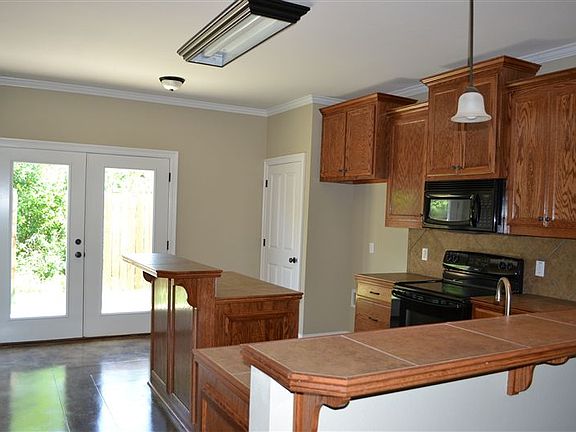 4th image of 10102 Village Dr #255705