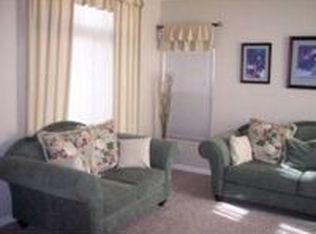 978 Harbor St, Corona, CA 92882