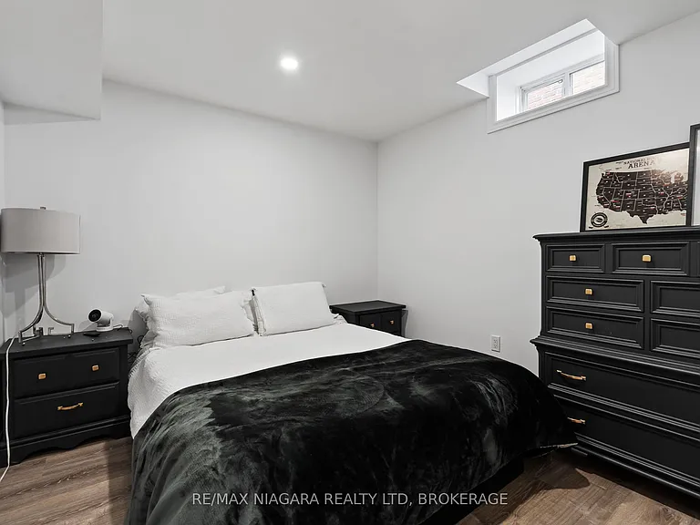 7 Riley Ave — Photo 29