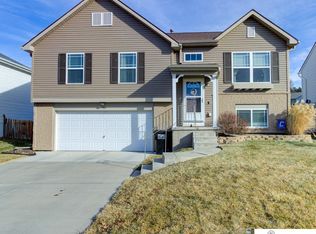 5463 S 194th Ave, Omaha, NE 68135