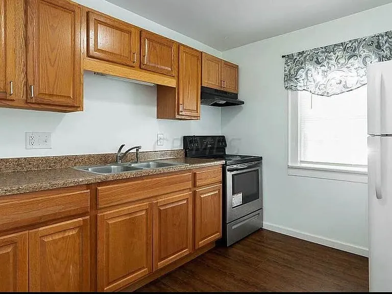 28 W Welch Ave — Photo 3