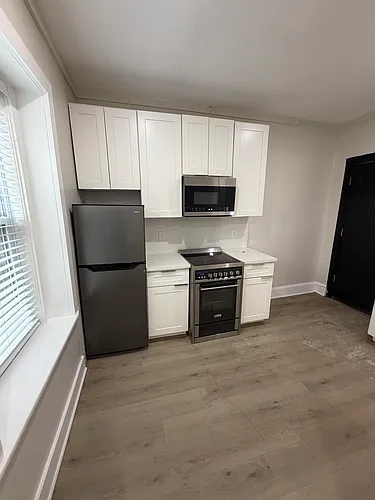 18 Walnut St Photo 1