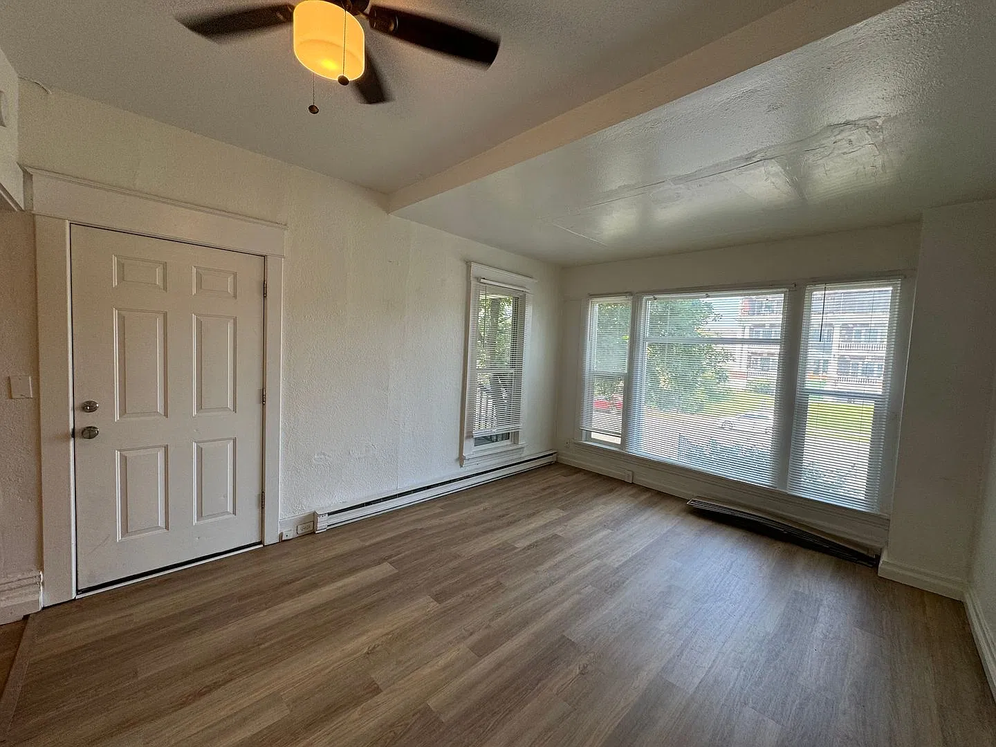 Adams Apartments — Photo 3