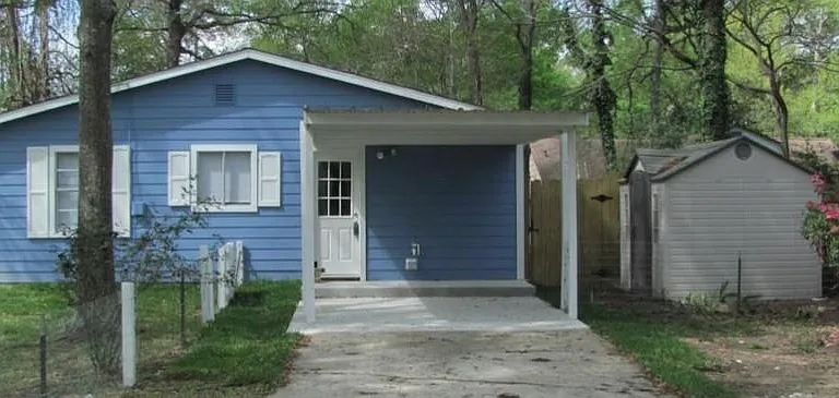 410 Shirlington Rd — Photo 3
