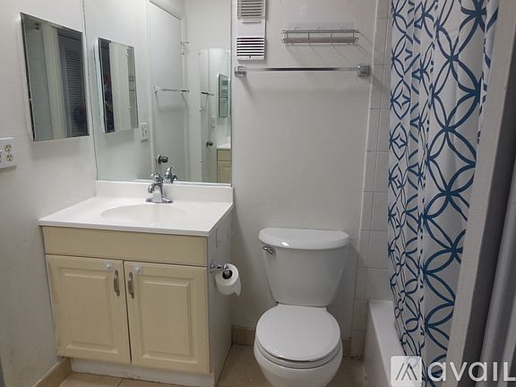 5th image of 5252 Bosque Ln #1