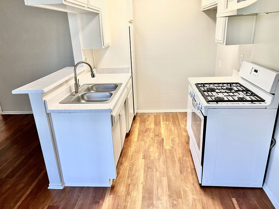 Lassen Carriage House, LLC Apartment Rentals Northridge, CA Zillow