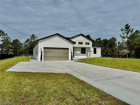 2nd image of 919 Hibiscus Ave