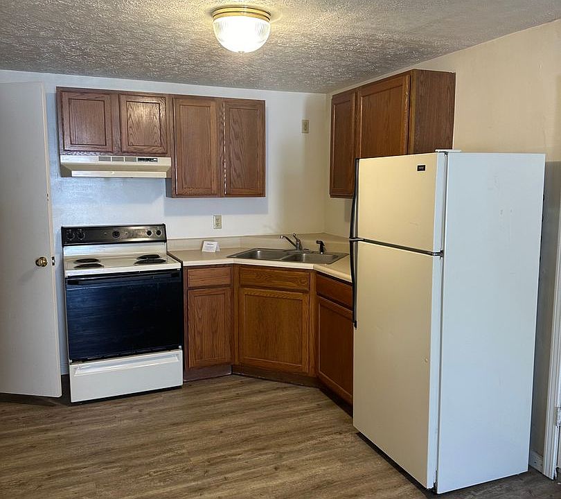 1st image of 9016 W Jackson St #0