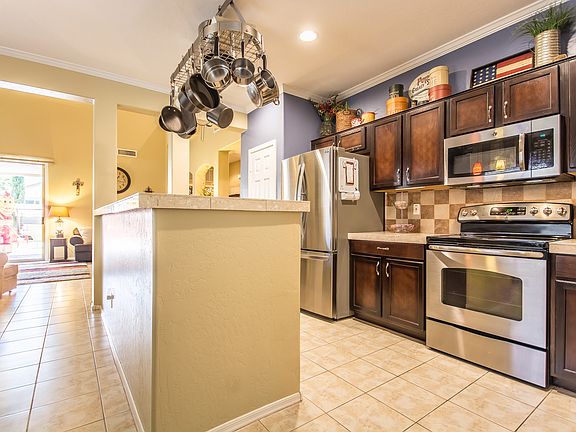 4th image of 3339 E Oriole Dr