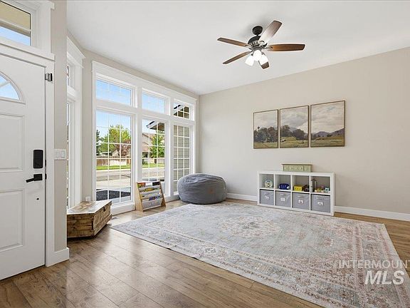 4th image of 2161 E Lochmeadow Ct