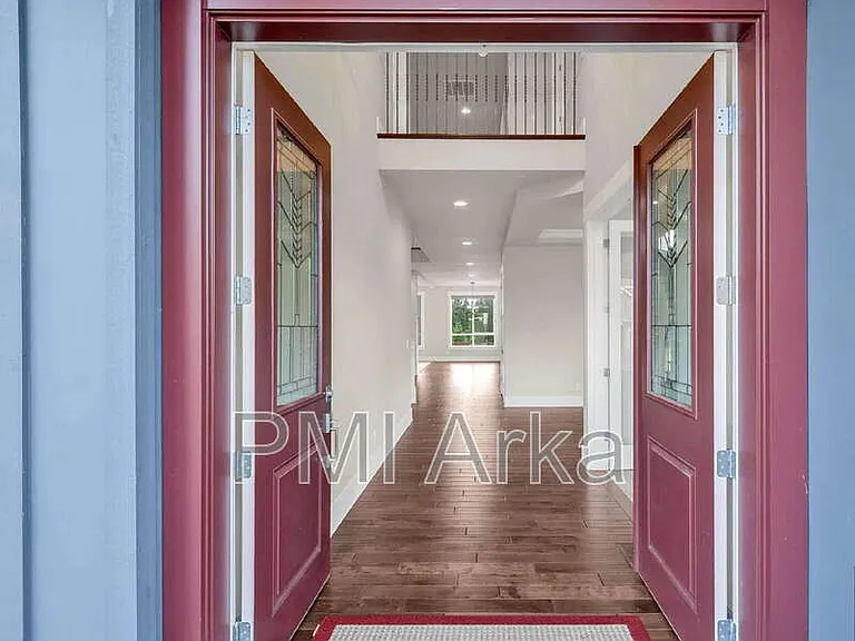 6603 SE 7th Pl — Photo 2