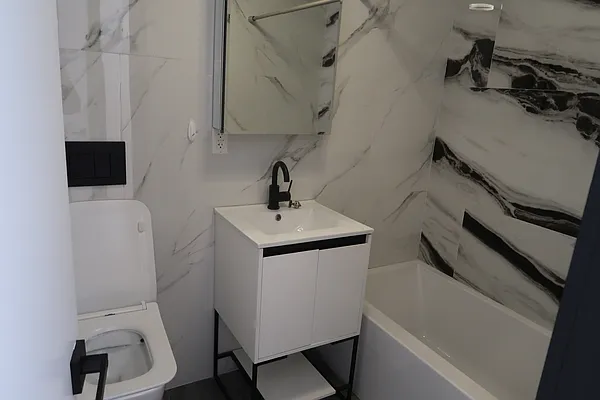 Rented by Spot It Realty LLC | media 9