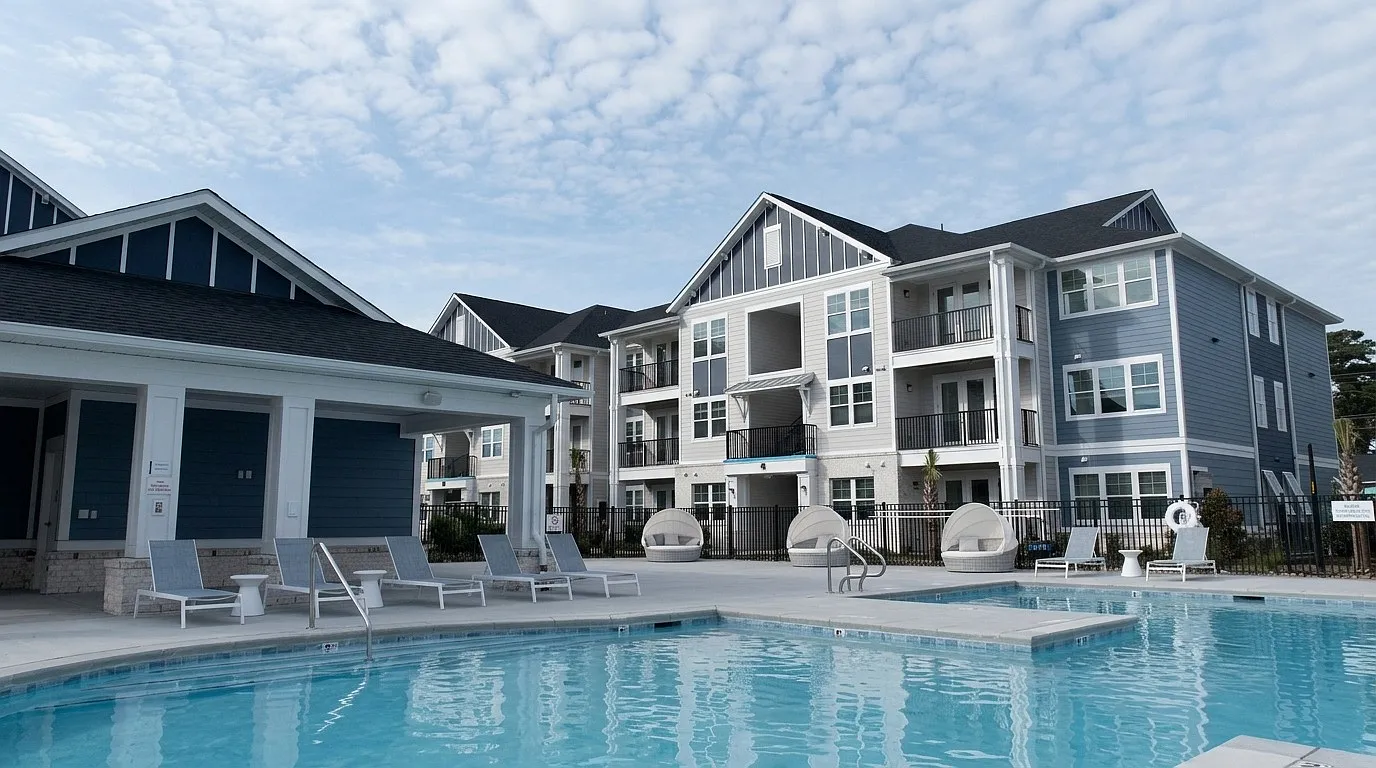 Arbors at Morehead City — Photo 1