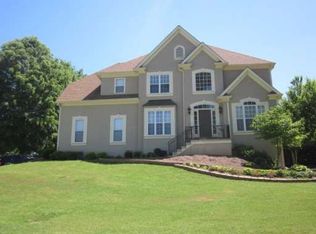 330 Wildwood Lake Ct, Suwanee, GA 30024