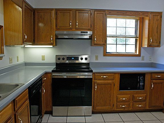 3rd image of 1520 Big Sky Way