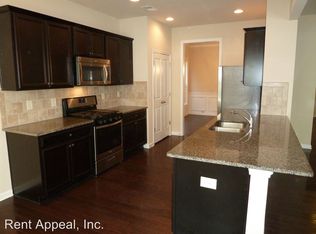 139 Privet Cir, Suwanee, GA 30024
