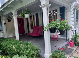 212B Main St UNIT 2, Lenox, MA 01240