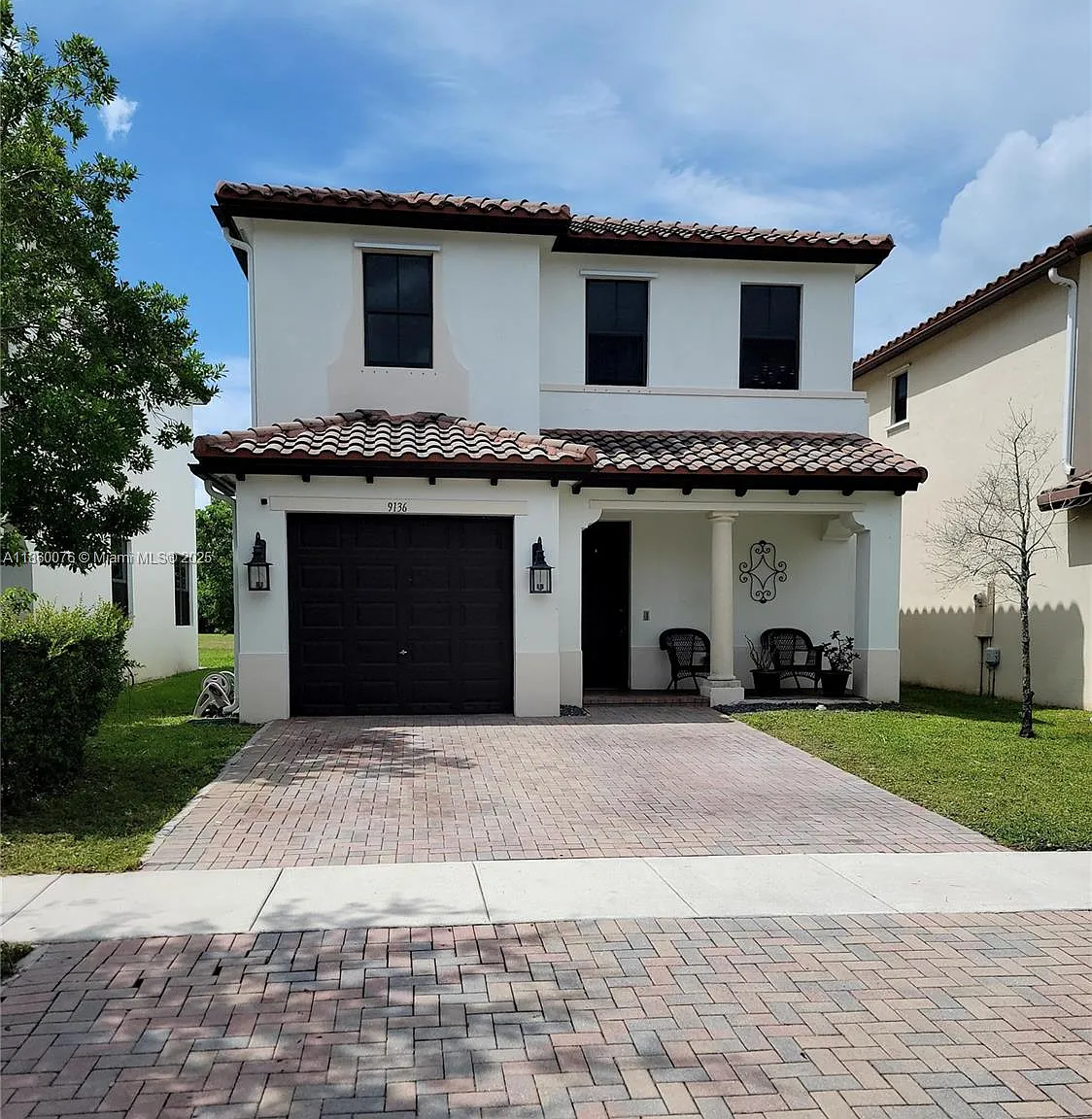 3 bed, 2.5 bath, 1868 sqft, $3,500 — Photo 1