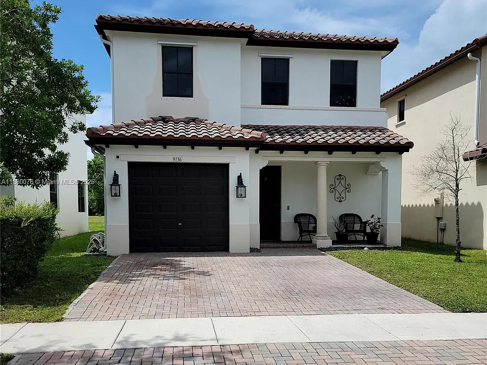 9135 SW 36th Mnr
