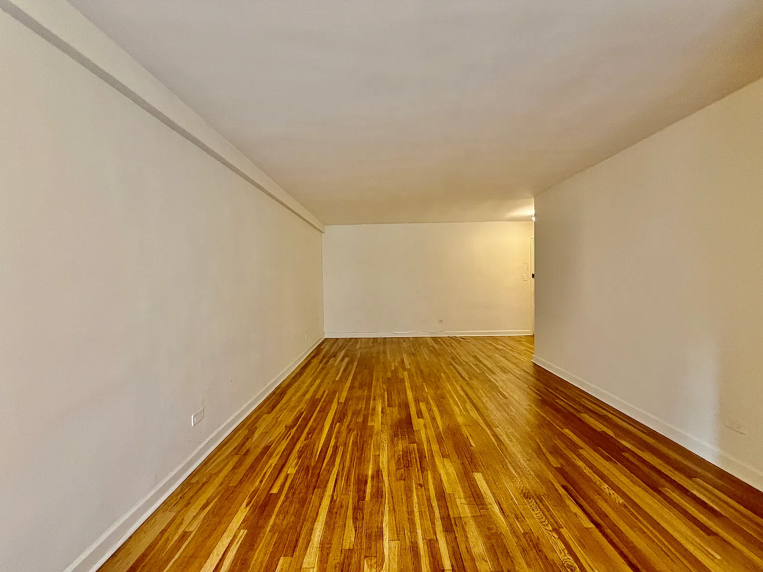9201 Shore Road — Photo 4