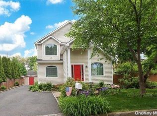 8 Jayne Ct, Nesconset, NY 11767