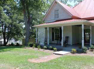 210 Mountain View St, Westminster, SC 29693