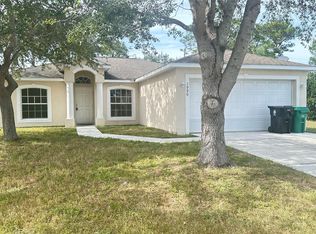 1990 SE Floresta Dr, Port Saint Lucie, FL 34983