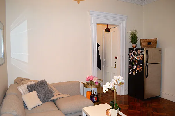 Rented by OvCo Realty | media 20