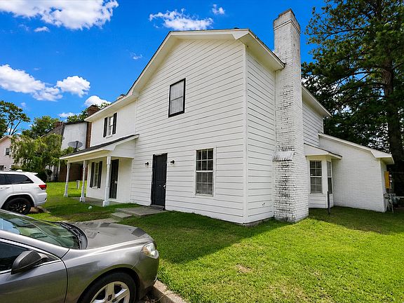 2nd image of 1102 Jamestown Way