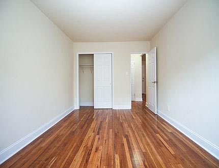 3rd image of 13957 35th Ave #3E