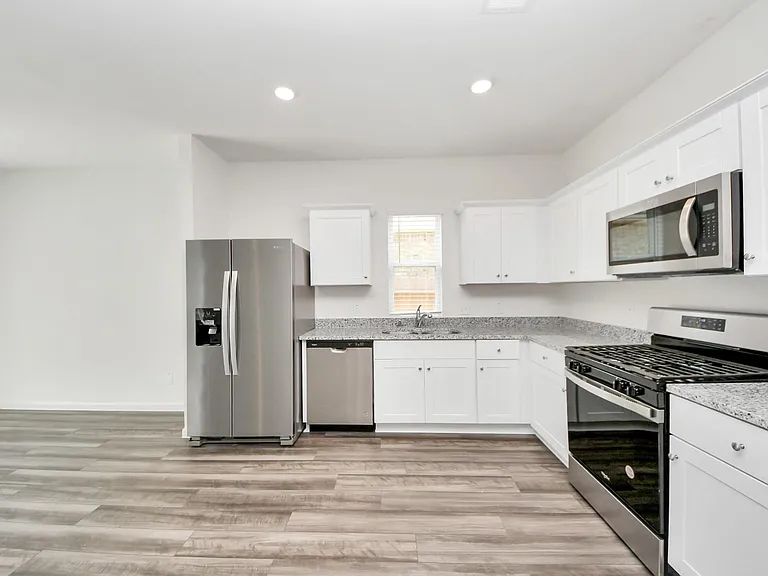 1902 Corsica Creek Ln — Photo 21