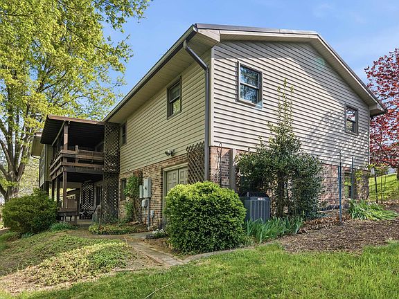 4th image of 1721 Plank Dr