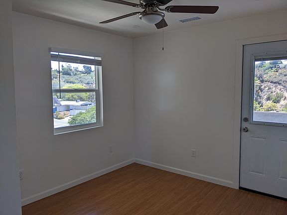 3rd image of 4975 54th St