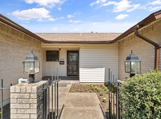 3405 Hacienda Cir, Irving, TX