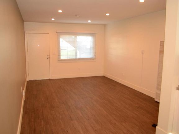 5th image of 8895 Reading Ave
