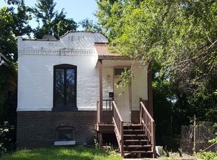 6452 Ridge Ave, Saint Louis, MO 63133