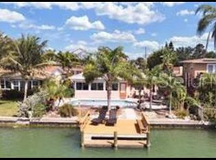 226 145th Ave E, Madeira Beach, FL 33708