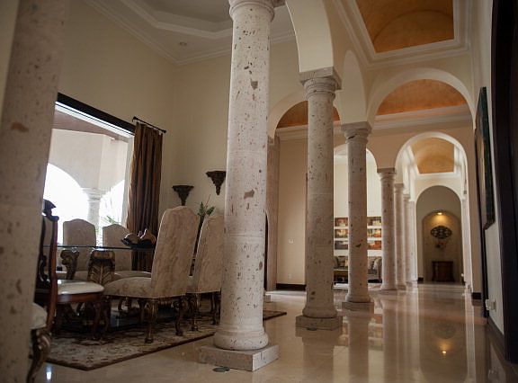 5th image of 2605 San Lorenzo