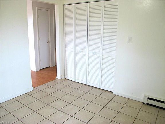 4th image of 1352 Hanson Ave APT 3