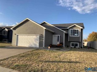 608 Laura St, Harrisburg, SD 57032