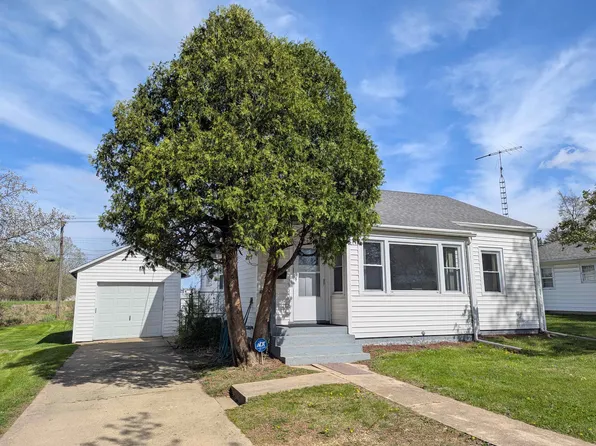 1485 S Burchard Ave, Freeport, IL 61032