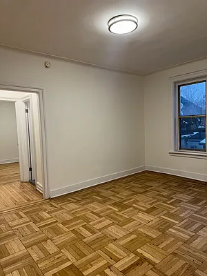 Rented by Chana Ofek, LREB | media 4