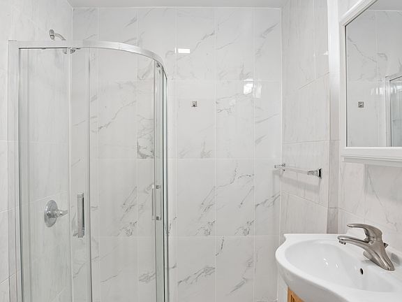 5th image of 24-23 23rd St #1