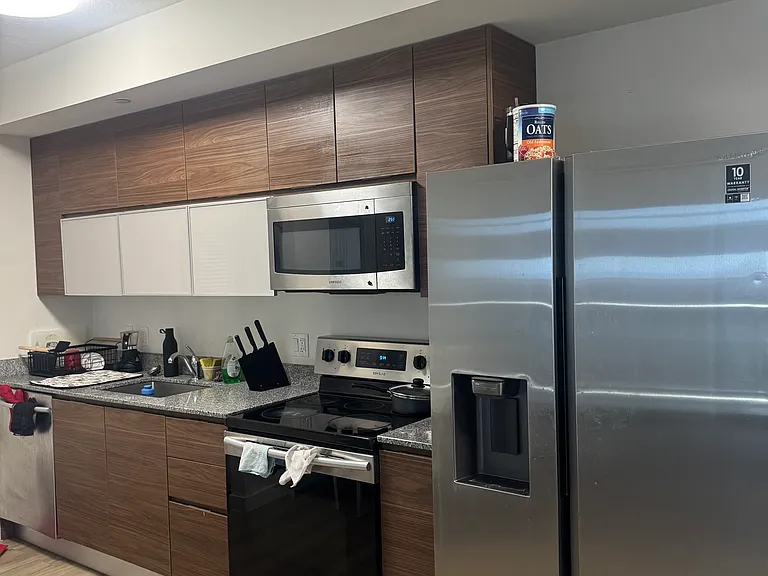 121 NE 5th St #3901 — Photo 3