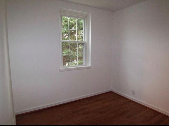 3rd image of 4879 28th St S