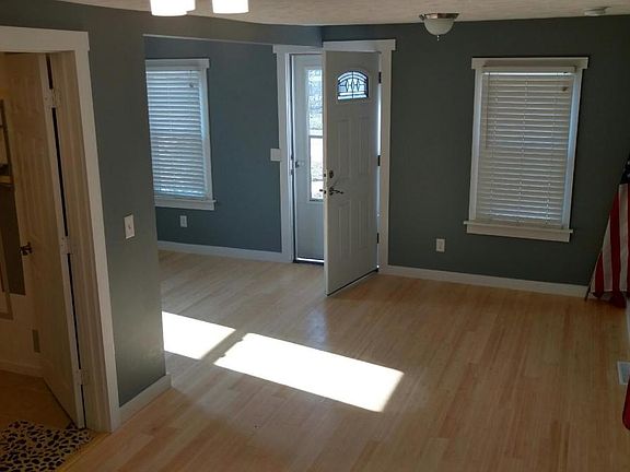 5th image of 214 N 21st St