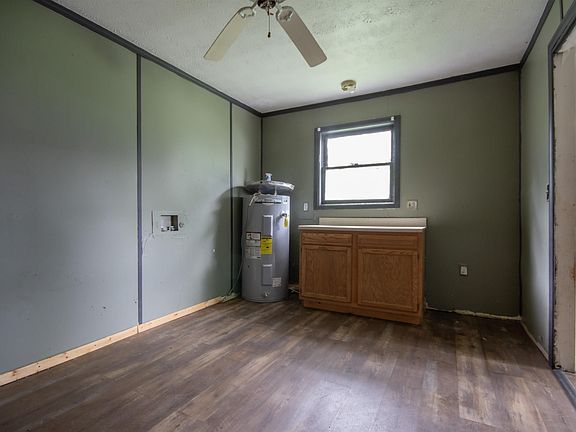 4th image of 2310 S 28th St