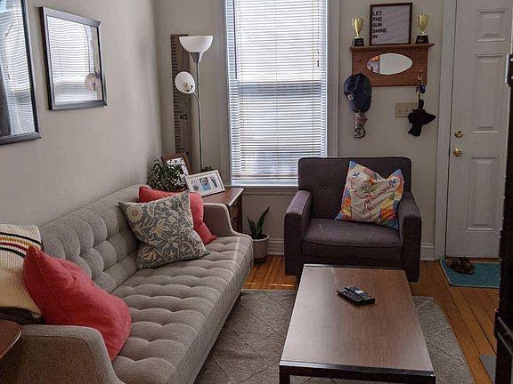4th image of 1228 N Greenview Ave